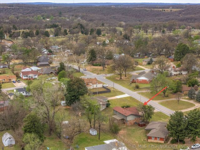 112 E 12th Street, Sand Springs, OK 74063