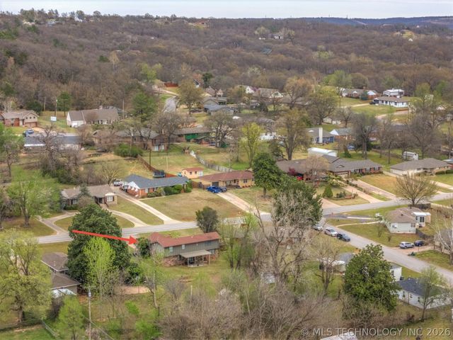 112 E 12th Street, Sand Springs, OK 74063