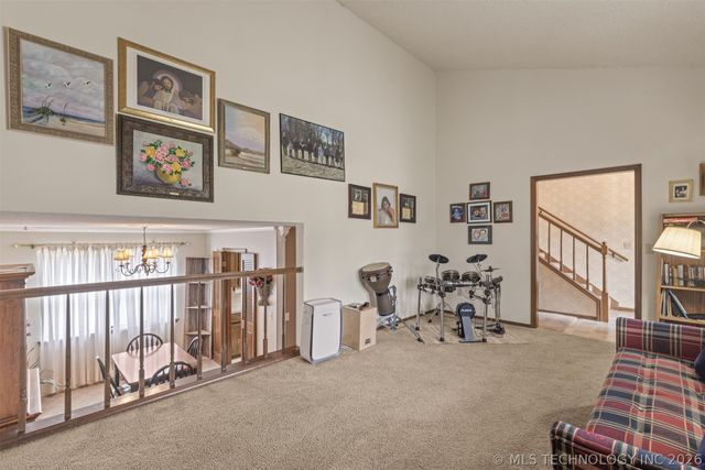 112 E 12th Street, Sand Springs, OK 74063