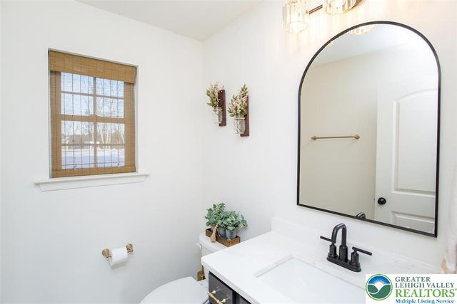 144 cameilla, Polk Twp, PA 18058