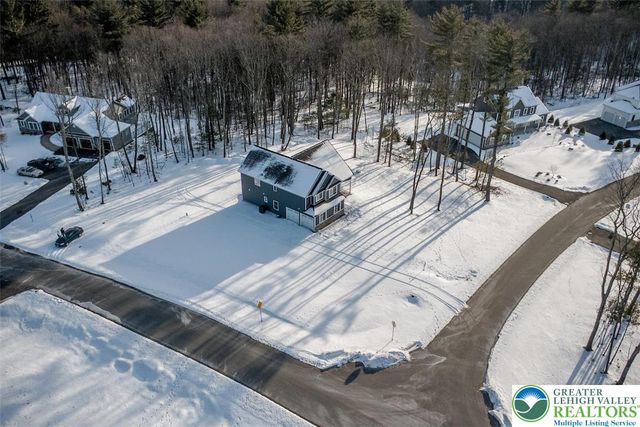 144 cameilla, Polk Twp, PA 18058