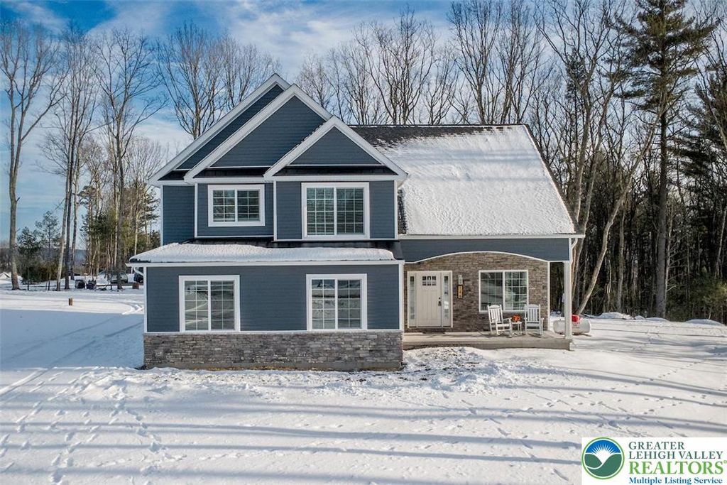 144 cameilla, Polk Twp, PA 18058