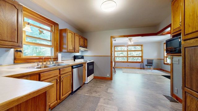 10 Bosworth Street, Swanton, VT 05458