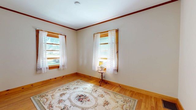 10 Bosworth Street, Swanton, VT 05458