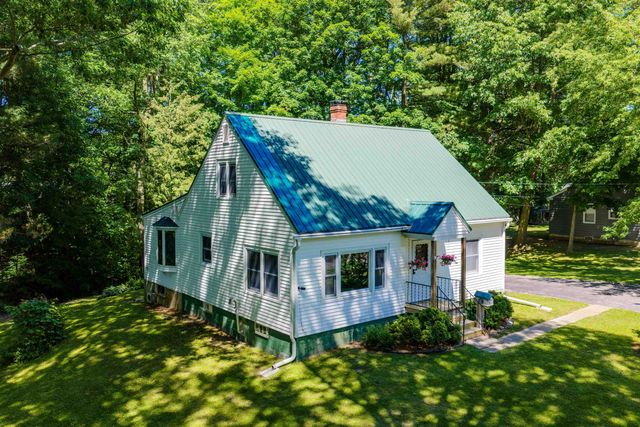 10 Bosworth Street, Swanton, VT 05458