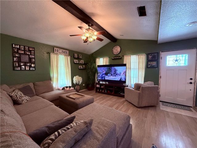 5742 Hidden Valley Loop, Sandia, TX 78383