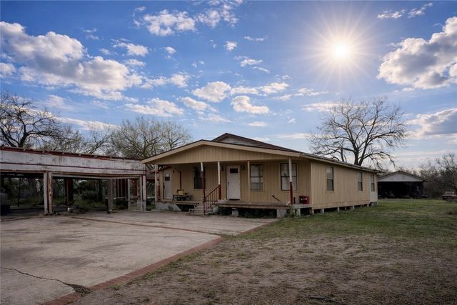 5742 Hidden Valley Loop, Sandia, TX 78383