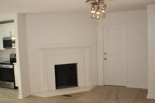 3193 Carriage Lane, Lexington, KY 40517