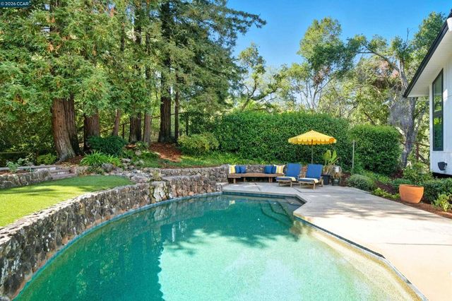 4161 4161 Coralee Ln, Lafayette, CA 94549