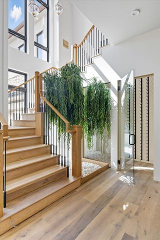 860 Brook Hollow Rd, Nashville, TN 37205