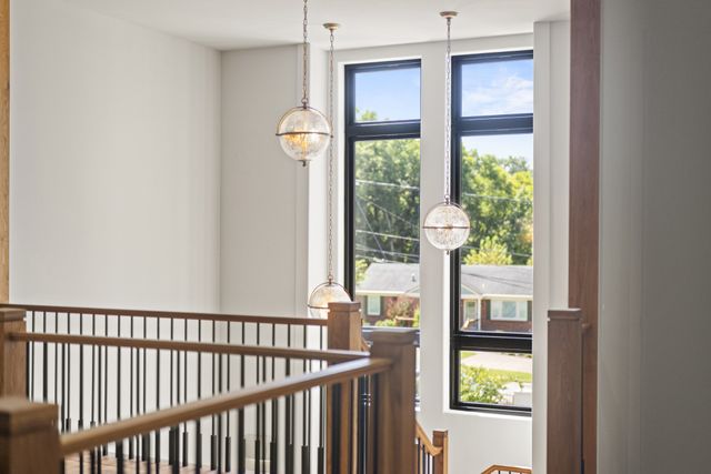 860 Brook Hollow Rd, Nashville, TN 37205