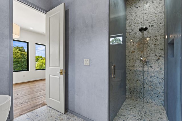 860 Brook Hollow Rd, Nashville, TN 37205