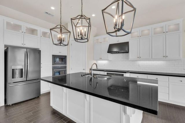 1436 FREESTONE Road, Manteca, CA 95337