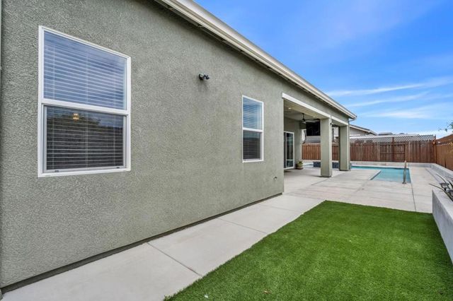 1436 FREESTONE Road, Manteca, CA 95337