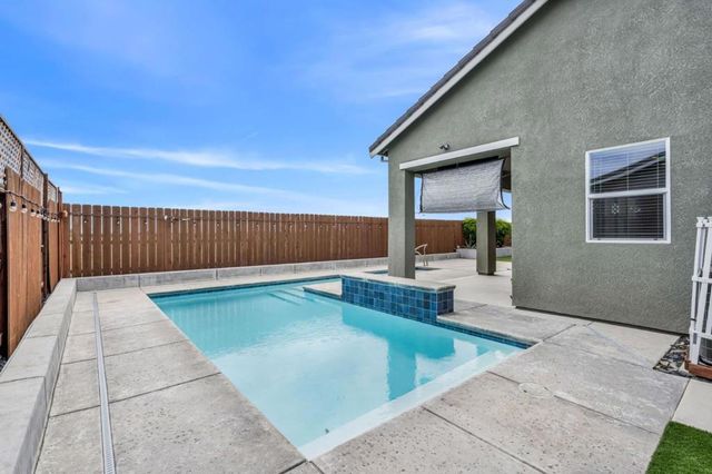1436 FREESTONE Road, Manteca, CA 95337