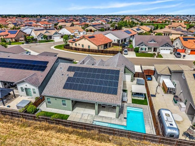 1436 FREESTONE Road, Manteca, CA 95337