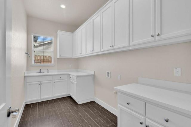 1436 FREESTONE Road, Manteca, CA 95337