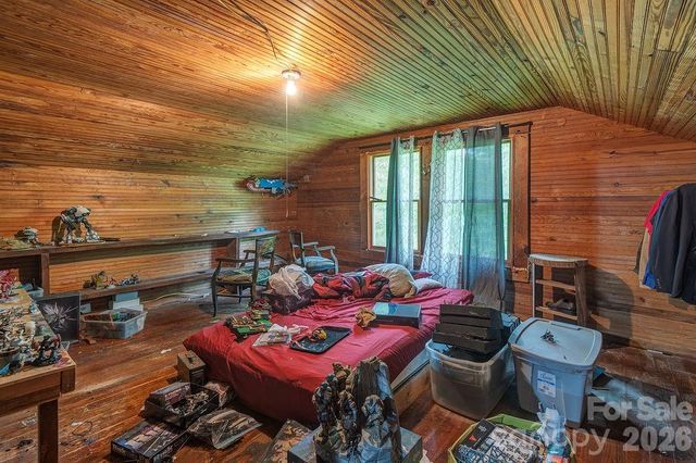 8485 Meadow Fork Road, Hot Springs, NC 28743