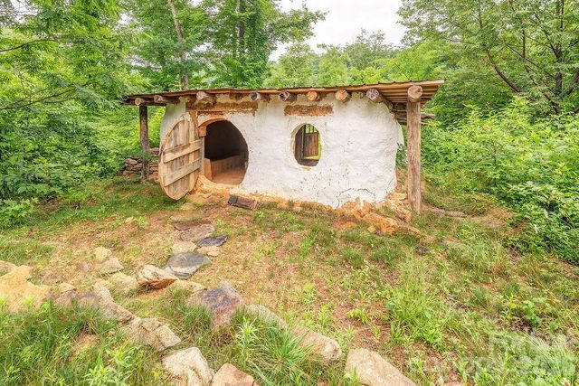 8485 Meadow Fork Road, Hot Springs, NC 28743