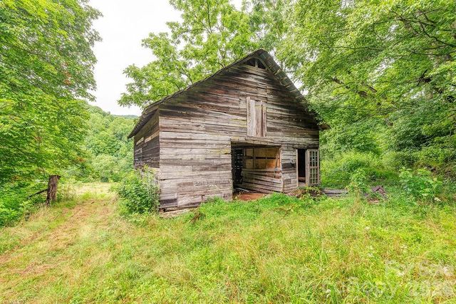 8485 Meadow Fork Road, Hot Springs, NC 28743