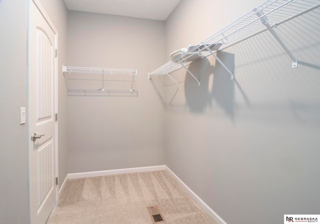 16852 Portal Street, Omaha, NE 68136