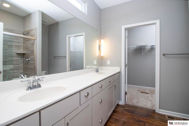 16852 Portal Street, Omaha, NE 68136