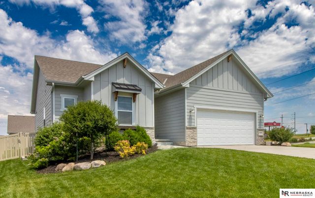 16852 Portal Street, Omaha, NE 68136