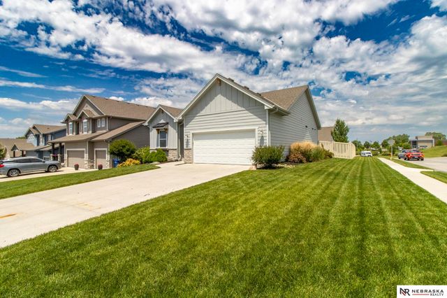 16852 Portal Street, Omaha, NE 68136