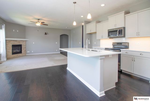 16852 Portal Street, Omaha, NE 68136
