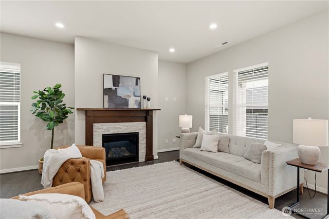 23612 SE Aspen Street, Black Diamond, WA 98010