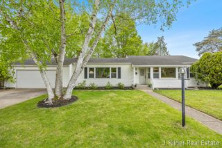 722 N Hudson Street Se, Lowell City, MI 49331