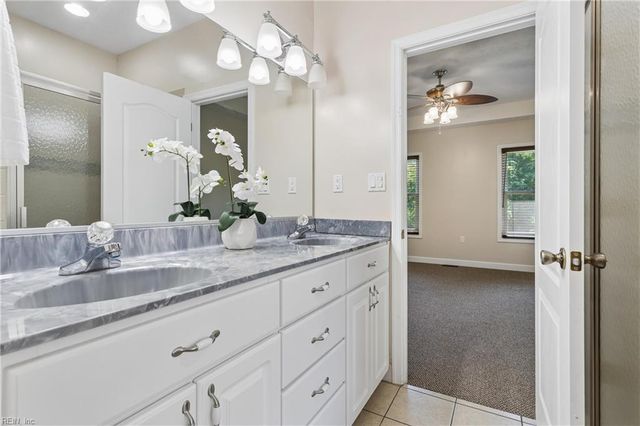 50 Ashe Meadows DR, Hampton, VA 23664