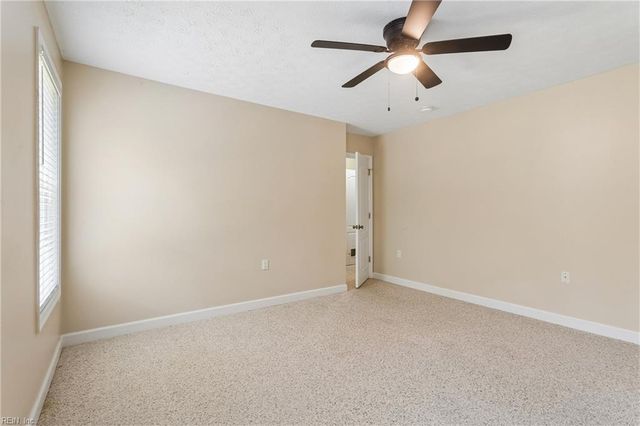 50 Ashe Meadows DR, Hampton, VA 23664