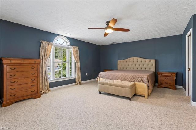50 Ashe Meadows DR, Hampton, VA 23664