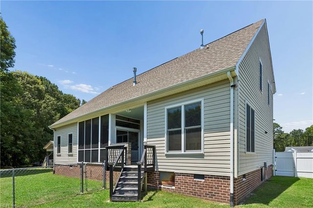 50 Ashe Meadows DR, Hampton, VA 23664