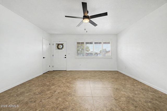 242 E HEATHER Avenue, Gilbert, AZ 85234