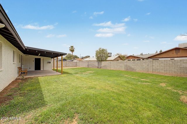 242 E HEATHER Avenue, Gilbert, AZ 85234