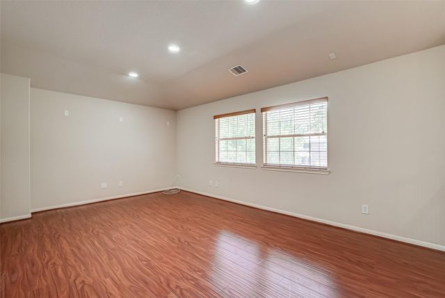 2310 Diamond Springs Drive, Pearland, TX 77584