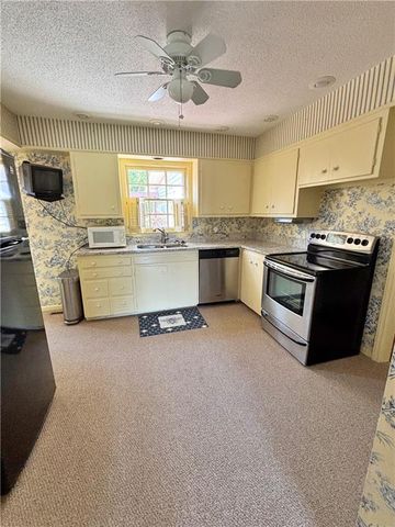 610 S Woodland Street, Pittsburg, KS 66762