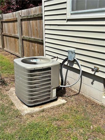 610 S Woodland Street, Pittsburg, KS 66762