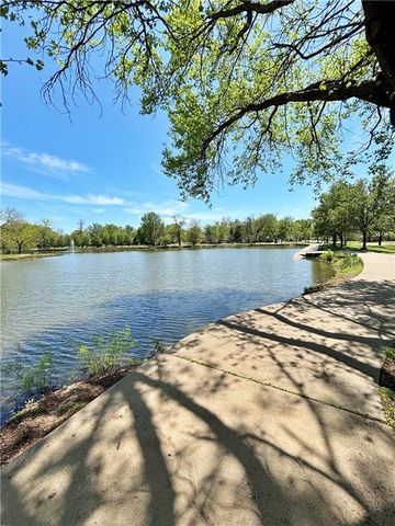 610 S Woodland Street, Pittsburg, KS 66762