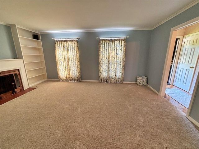 610 S Woodland Street, Pittsburg, KS 66762