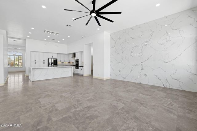 22423 N 54TH Place, Phoenix, AZ 85054