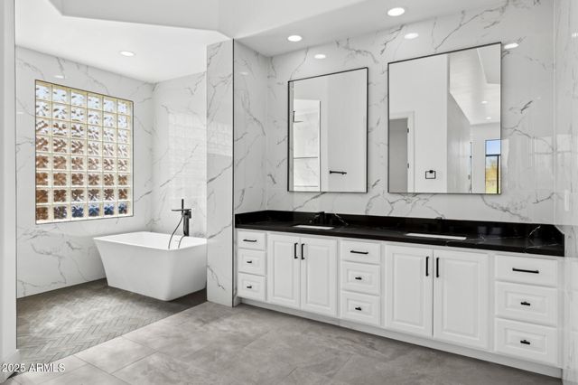 22423 N 54TH Place, Phoenix, AZ 85054