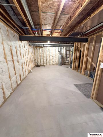 10601 S 76th Street, Lincoln, NE 68512