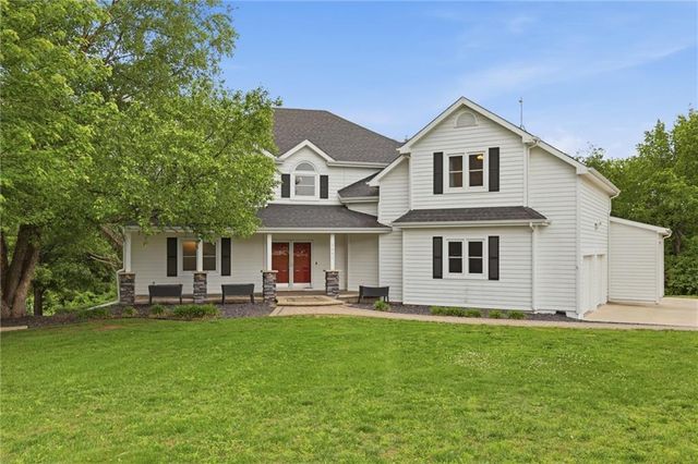 2641 Greenwood Drive