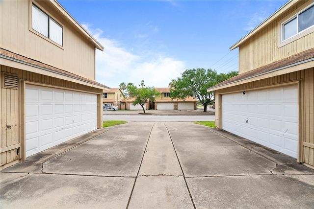 7141 Premont Dr 3, Corpus Christi, TX 78414