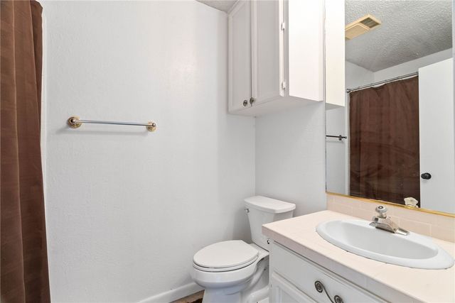 7141 Premont Dr 3, Corpus Christi, TX 78414