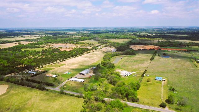 1176 W Fm 1753, Bonham, TX 75418
