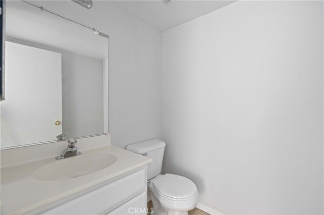 39237 10th W C, Palmdale, CA 93551